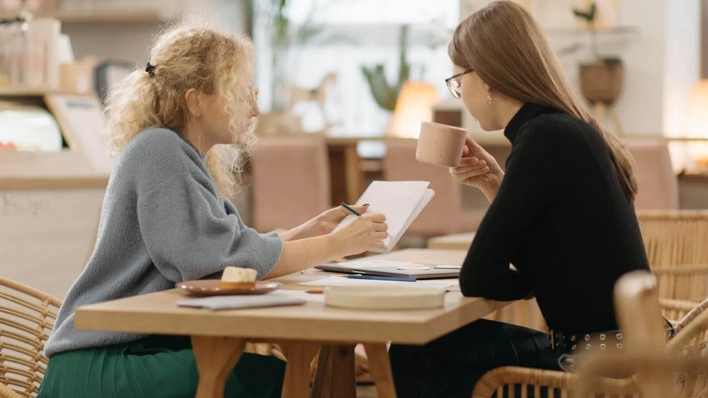 women-having-conversation